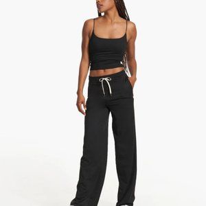 Vuori Halo Essential Wideleg - Long - Like New